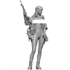 1/9 EVELYN Topless Pin Up/Military/Army Girl