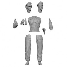 1/35 WWII German Tiger Tank Commander