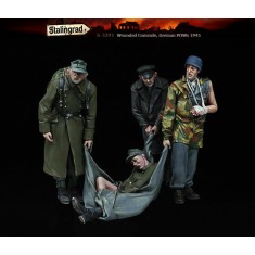 1/35 German POWs Wounded Comrade (4 figures)