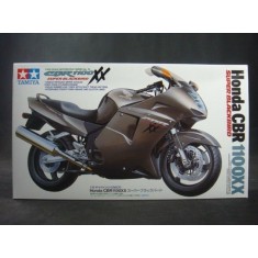 1/12 Honda CBR1100XX Super Blackbird Tamiya 14070