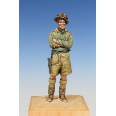 1/35 WWII British Tank Crewman