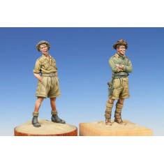1/35 WWII British Soldier & Tank Crewman, Western Desert 1940 (2 figures)