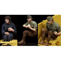 1/35 Hungarian 40M Turan Crew (3 figures)