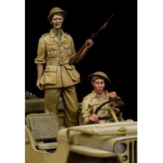1/35 WWII British Driver & Tommy in Western Desert
