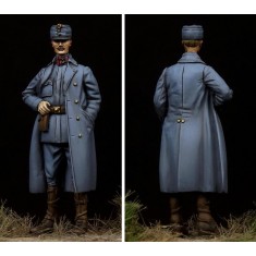 1/35 WWI Austro-Hungarian Officer
