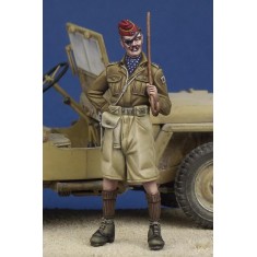 1/35 WWII British Hussar Officer