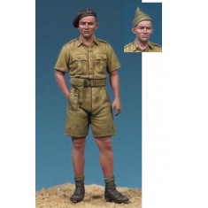 1/35 WWII British Tanker "Desert Rat"