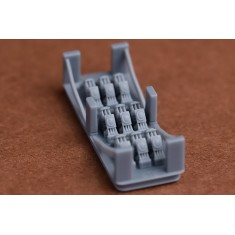 1/35 WWII German Luftwaffe Belt Buckles (3 different sizes, 6 of each)