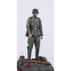 1/35 WWII German Cavalry Division Soldier #2