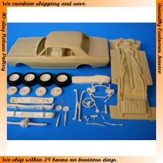 1/25 Ford XT GT 4-door Curbside kit