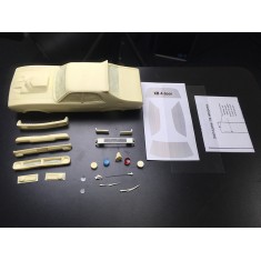 1/25 XB 4 Door Aussie Police Body Pack