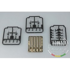 1/35 Weapon Series: AR15/M16/M4 Family - M4R.I.S