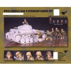 1/35 WWII German DAK Panzergrenadier and Tank Crews (5 Figures)