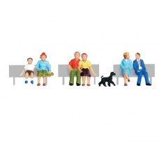 HO Scale Sitting & Waiting  (2 men, 3 women, 1 child & 1 dog)
