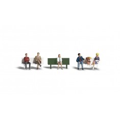 HO Scale Bus Stop People (3 men, 2 women, 1 kid, 1 bench) 