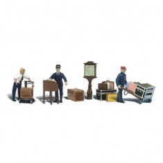 HO Scale Depot Workers (3 figures) & Accessories