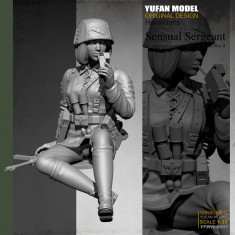 1/35 WWII German Female Soldier (Fantasy)