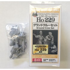 1/32 Horten Ho 229 Ground Crew Set (3 figures)