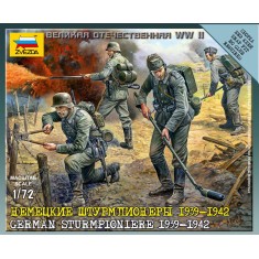1/72 (Snap-Fit) German Sturmpioniers 1939-1942 (4 Figures)