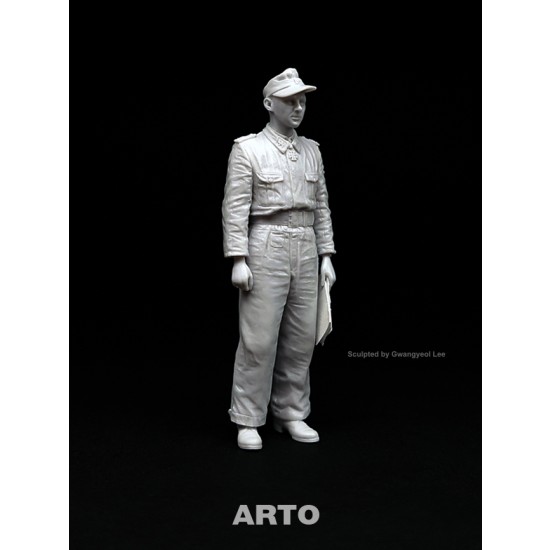 1/35 SS-Ostuf. Michael Wittmann s.SS.Pz.Abt. 101, Normandie 1944 1/35 SS-Ostuf. Michael Wittmann s.SS.Pz.Abt. 101, Normandie 1944