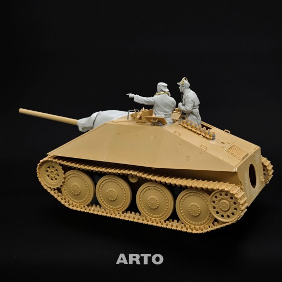 1/35 Herzer Commander 1/35 Herzer Commander