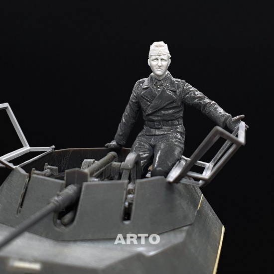 1/35 WWII German Wehrmacht M38 Schiffchen (5 different heads) 1/35 WWII German Wehrmacht M38 Schiffchen (5 different heads)