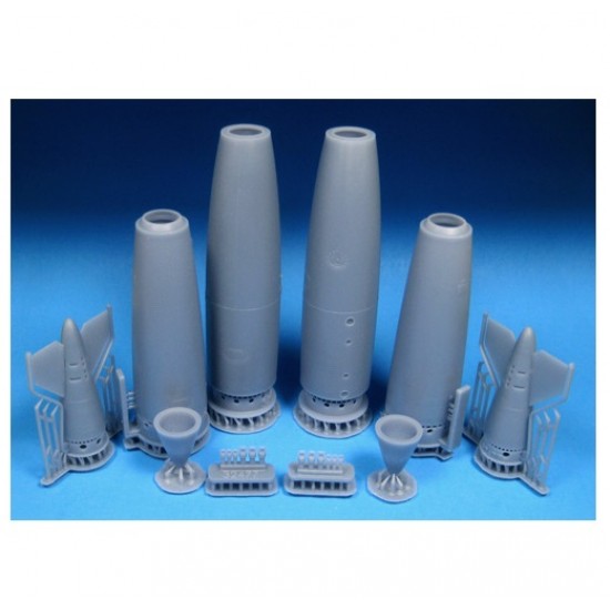 1/32 Douglas A-4 Skyhawk 300 Gallon Droptanks 1/32 Douglas A-4 Skyhawk 300 Gallon Droptanks