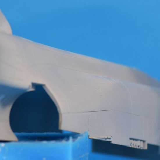 1/48 McDonnell Douglas F-4 Phantom Fuselage Correction Set for Zoukei Mura kits 1/48 McDonnell Douglas F-4 Phantom Fuselage Correction Set for Zoukei Mura kits