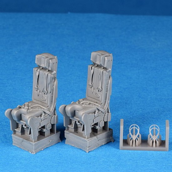 1/48 Lockheed SR-1 Ejection Seats w/Ejection Rails and Canopy Jacks for Revell SR-71 [Deluxe Edition]