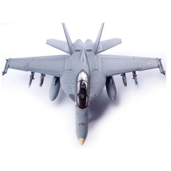 1/72 USN Boeing F/A-18F Super Hornet VFA-2 Bounty Hunters 1/72 USN Boeing F/A-18F Super Hornet VFA-2 Bounty Hunters