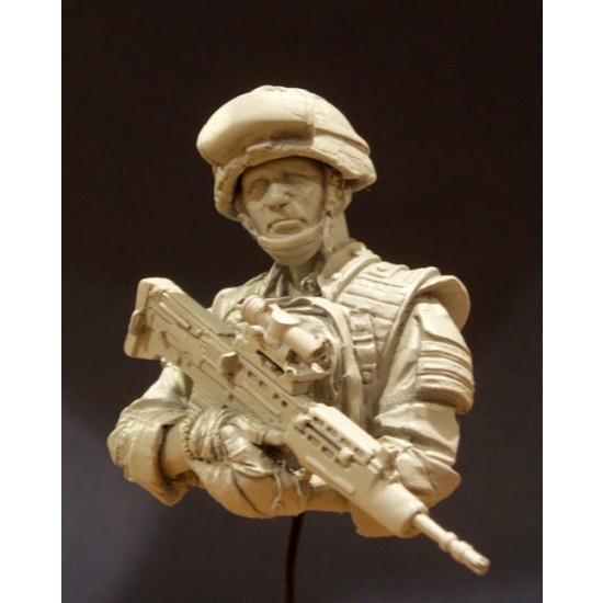 1/12 Modern British Soldier with SA80 in Afghanistan (1 Resin Bust) 1/12 Modern British Soldier with SA80 in Afghanistan (1 Resin Bust)