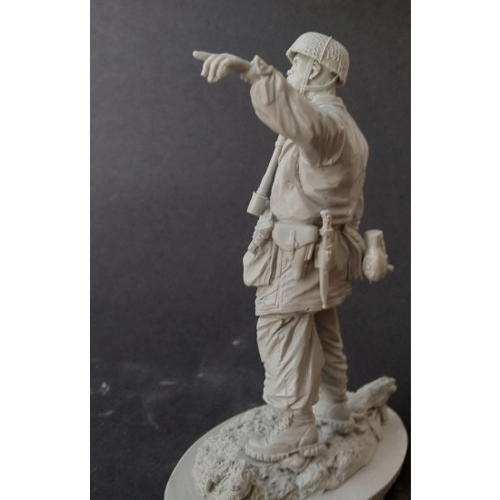 1/16 German Paratrooper 1/16 German Paratrooper