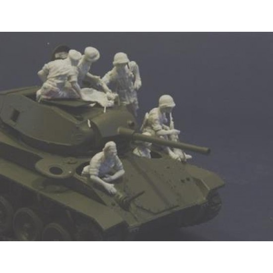 1/35 French Foreign Legion Crew for M24 Chaffee in Dien Bien Phu, Indochina (7 Figures) 1/35 French Foreign Legion Crew for M24 Chaffee in Dien Bien Phu, Indochina (7 Figures)