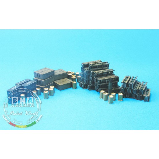 1/35 German 10.5cm Howitzer Ammunition & Accessory Set 1/35 German 10.5cm Howitzer Ammunition & Accessory Set