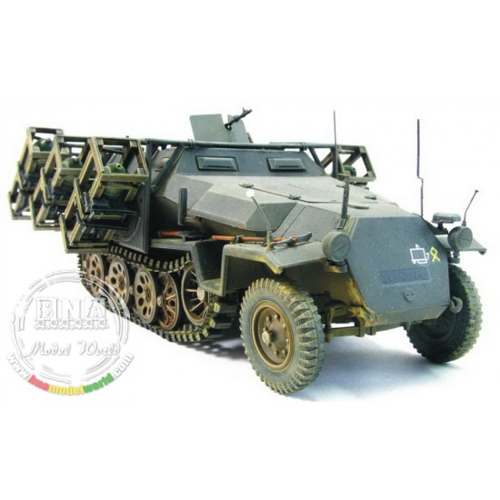 1/35 SdKfz.251/1 Ausf.C (Ground Stuka) 1/35 SdKfz.251/1 Ausf.C (Ground Stuka)