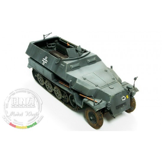 1/48 SdKfz.251/1 Ausf.C Halftrack 1/48 SdKfz.251/1 Ausf.C Halftrack