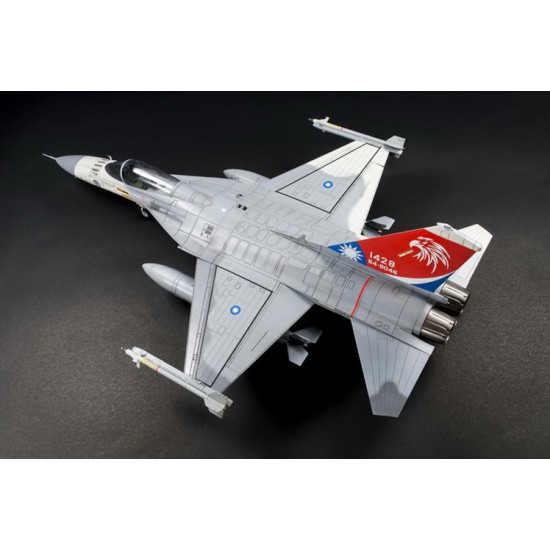 1/48 IDF F-CK-1C Ching-KUO 1/48 IDF F-CK-1C Ching-KUO