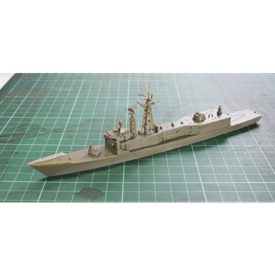 1/700 Oliver Hazard Perry class Frigate 1/700 Oliver Hazard Perry class Frigate