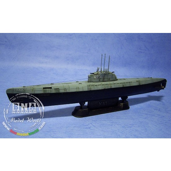 1/350 German U-Boat Type XXI Submarine 1/350 German U-Boat Type XXI Submarine