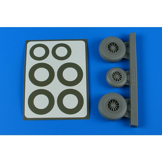 1/48 Douglas B-26K Invader Wheels & Paint Masking Early for ICM kits 1/48 Douglas B-26K Invader Wheels & Paint Masking Early for ICM kits