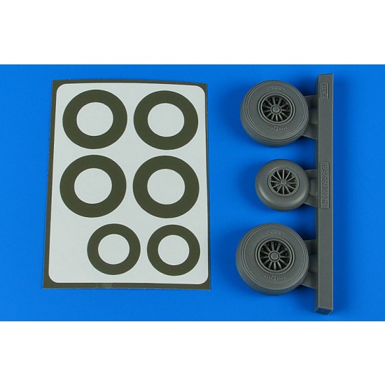 1/48 Douglas B-26K Invader Wheels & Paint Masking Late for ICM kits 1/48 Douglas B-26K Invader Wheels & Paint Masking Late for ICM kits