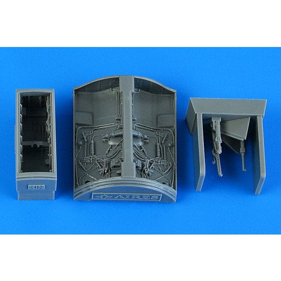 1/48 Lockheed TF-104 Starfighter Wheel Bay for Kinetic kits 1/48 Lockheed TF-104 Starfighter Wheel Bay for Kinetic kits