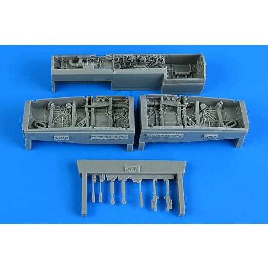 1/48 McDonnell Douglas F/A-18E/F/G Super Hornet Wheel Bay for Meng kits 1/48 McDonnell Douglas F/A-18E/F/G Super Hornet Wheel Bay for Meng kits