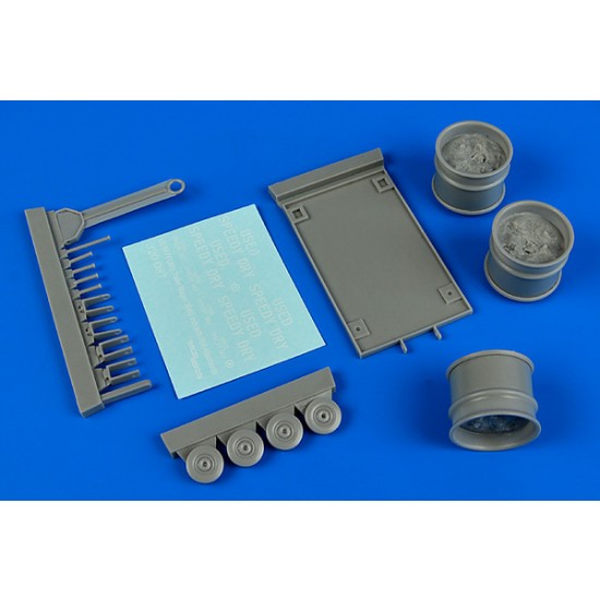 1/32 US Navy Utility Trailer Wagon 36x60 inch with Spill Absorbents (Resin+Decals) 1/32 US Navy Utility Trailer Wagon 36x60 inch with Spill Absorbents (Resin+Decals)