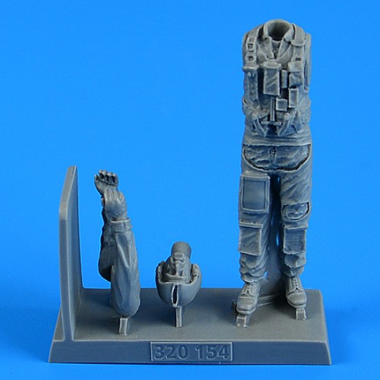 1/32 USAF Combat Pilot 1/32 USAF Combat Pilot