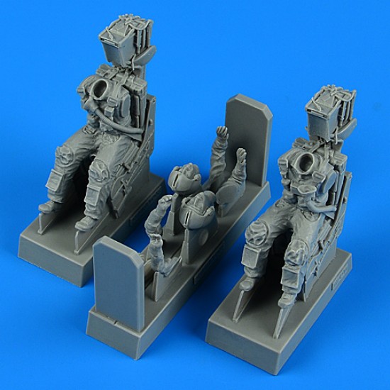 1/32 US Navy A-6 Pilot & Operator w/Ejection Seat for Trumpeter kits 1/32 US Navy A-6 Pilot & Operator w/Ejection Seat for Trumpeter kits