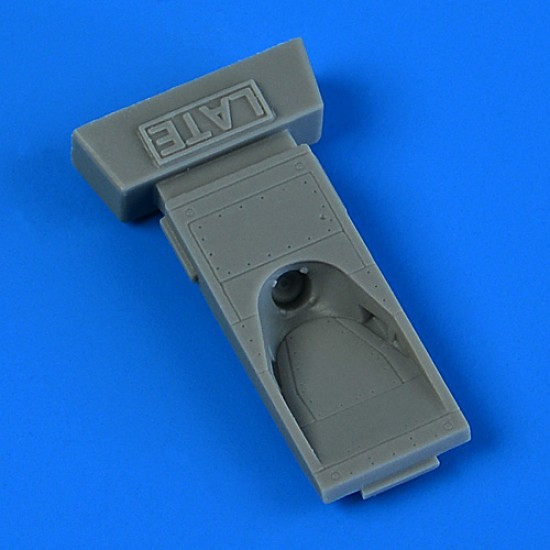 1/48 A-10A/C Thunderbolt II Opened In-Flight Refueling Slipway Door Late for Academy 1/48 A-10A/C Thunderbolt II Opened In-Flight Refueling Slipway Door Late for Academy