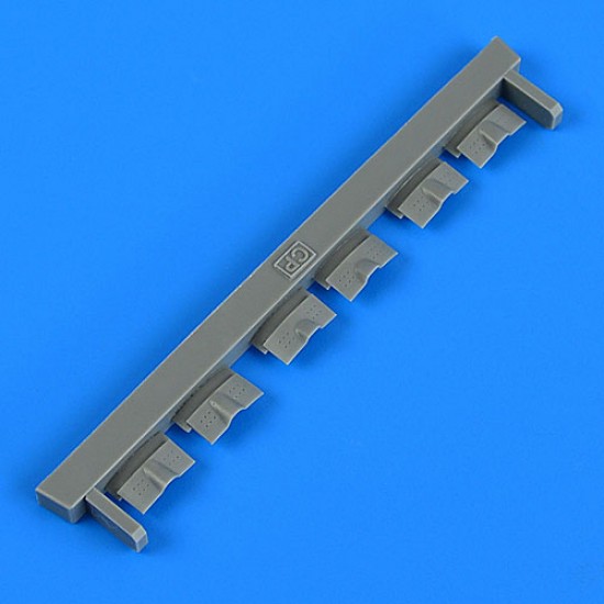 1/72 Lavochkin La-5 Exhaust Flaps for Clear Prop kits 1/72 Lavochkin La-5 Exhaust Flaps for Clear Prop kits