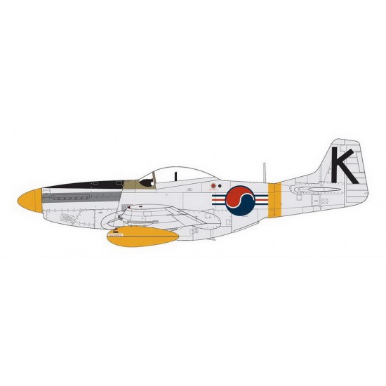 1/72 North American F-51D Mustang 1/72 North American F-51D Mustang