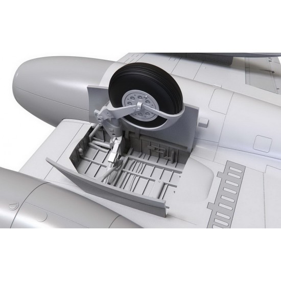 1/72 Gloster Meteor F.8 1/72 Gloster Meteor F.8
